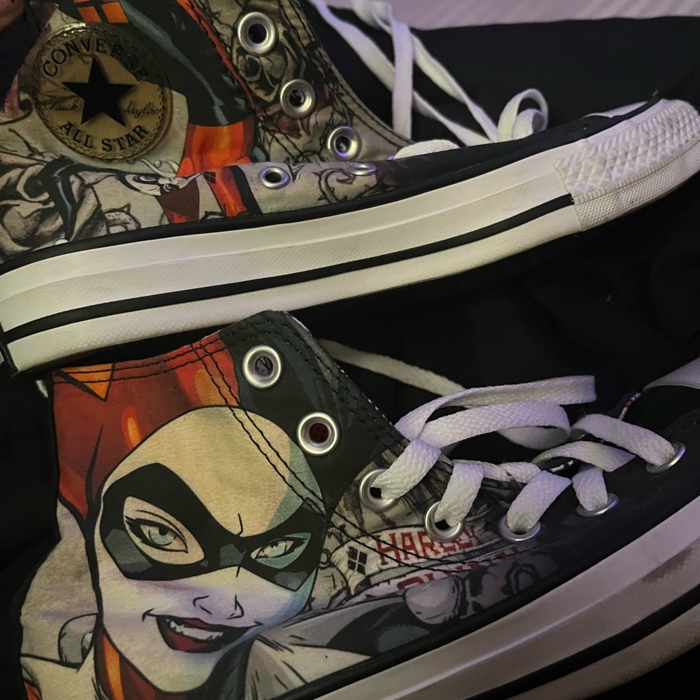 WORN ONCE LIMITED EDITION HARLEY QUINN CONVERSE